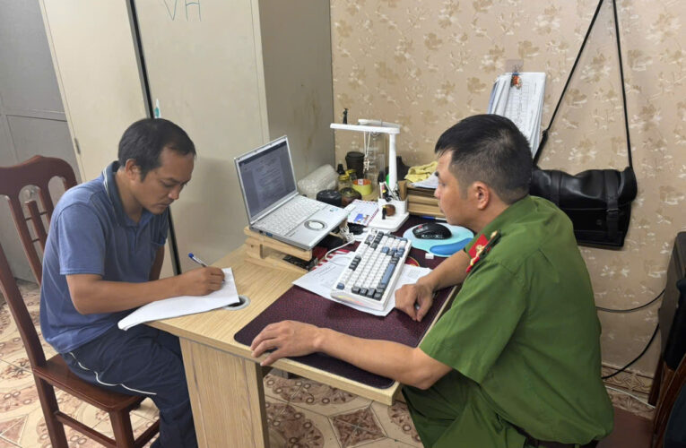 Công an xã Thư Vũ bắt giữ đối tượng tàng trữ trái phép chất ma tuý